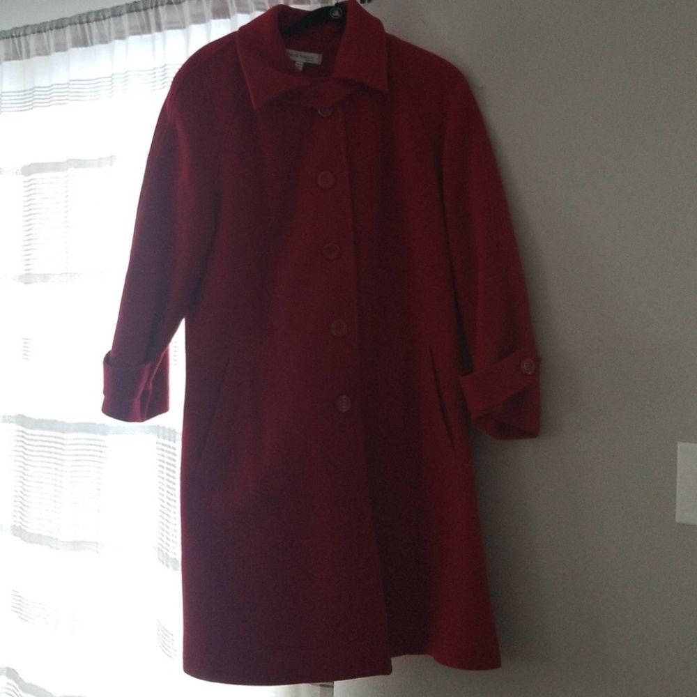Red winter coat 14W